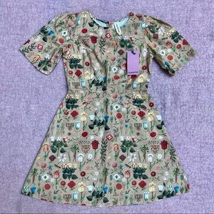 Samantha Pleet Bouquet Dress in Peach Blossom, Size 4 NWT